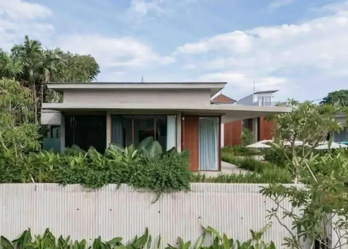 3 Bd With Private Swimming Pool Bed & Breakfast *