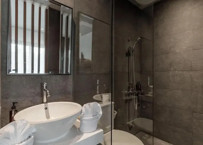 Bed & Breakfast 3 Bd With Private Swimming Pool *